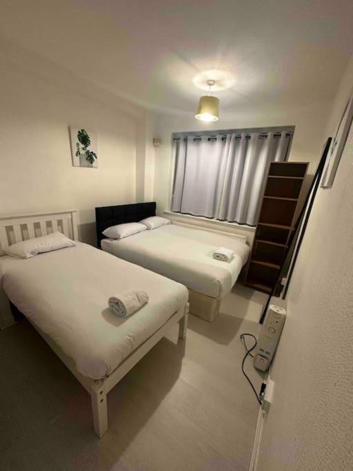 3 Bedroom Flat Kings Cross Londra Dış mekan fotoğraf